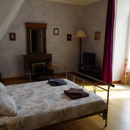 Maison D'Hotes Le Cadran Solaire Courcelles  외부 사진