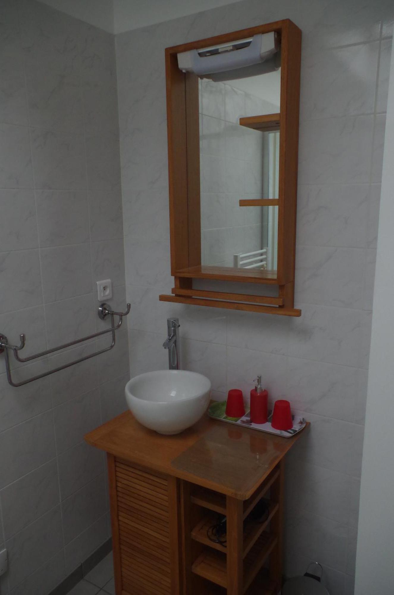 Maison D'Hotes Le Cadran Solaire Courcelles  객실 사진