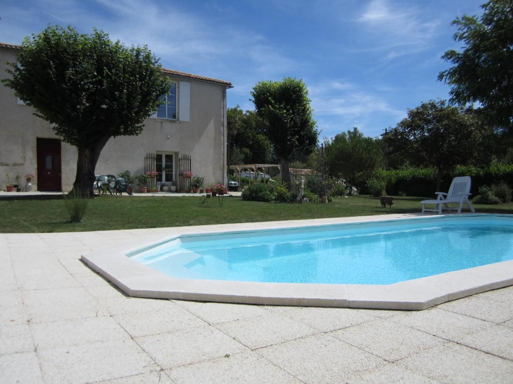 Maison D'Hotes Le Cadran Solaire Courcelles  외부 사진